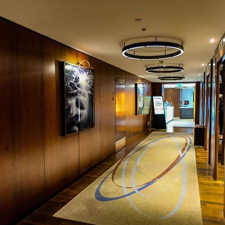Intercontinental Residence Suites Dubai Festival City By Ihg Exteriör bild