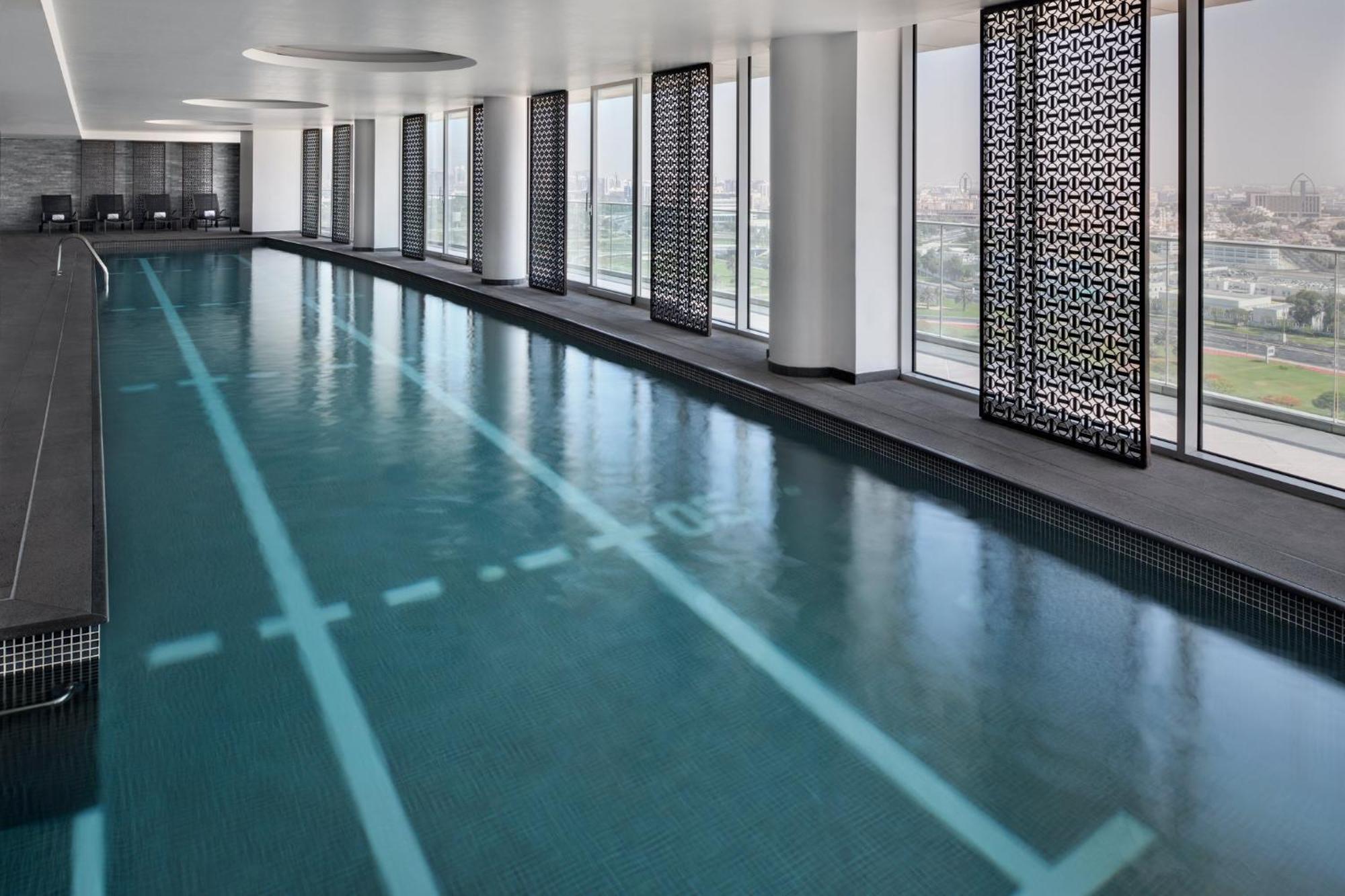 Intercontinental Residence Suites Dubai Festival City By Ihg Exteriör bild The pool at the Address Downtown Dubai