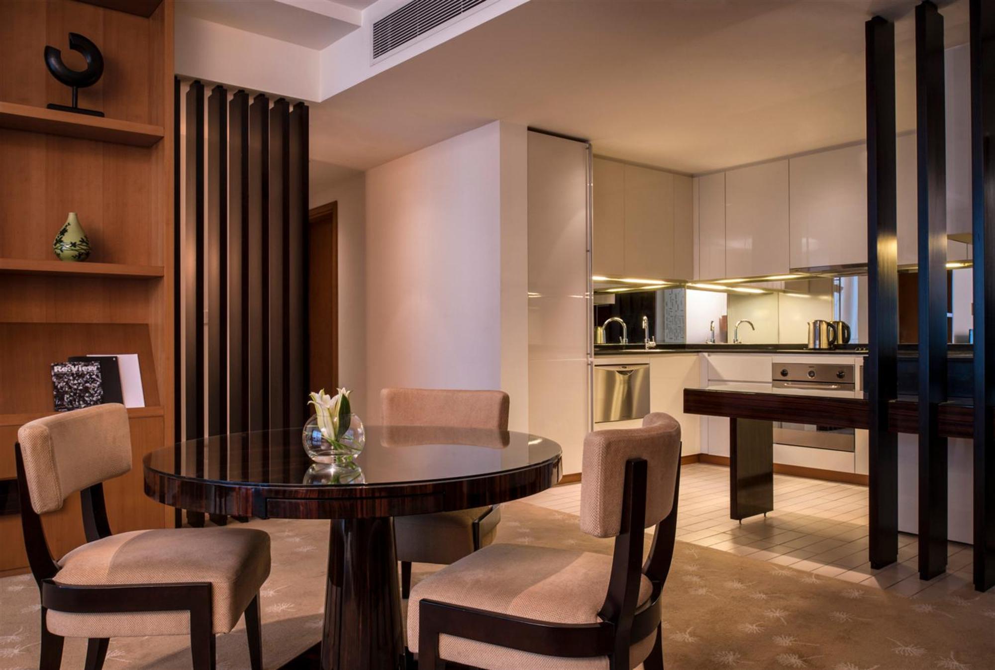 Intercontinental Residence Suites Dubai Festival City By Ihg Exteriör bild A suite at the hotel