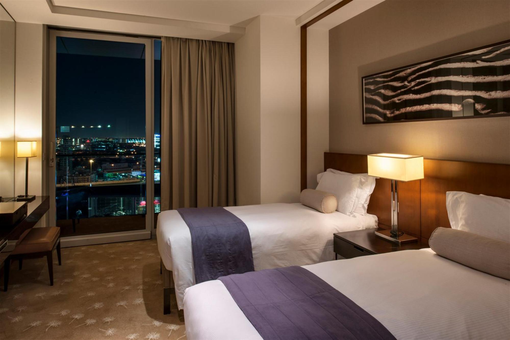 Intercontinental Residence Suites Dubai Festival City By Ihg Exteriör bild Deluxe Room