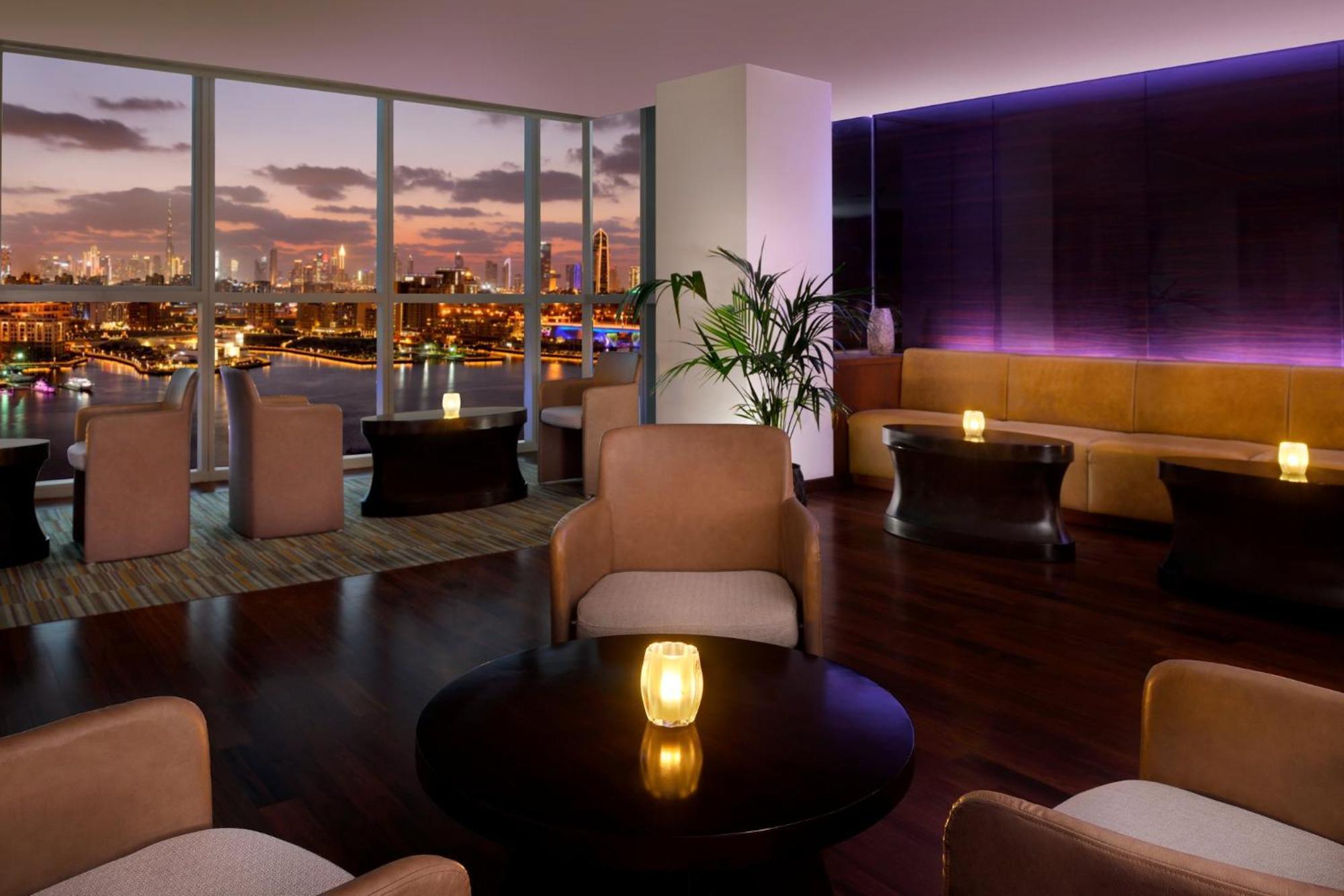 Intercontinental Residence Suites Dubai Festival City By Ihg Exteriör bild The Club Lounge at the InterContinental Sydney