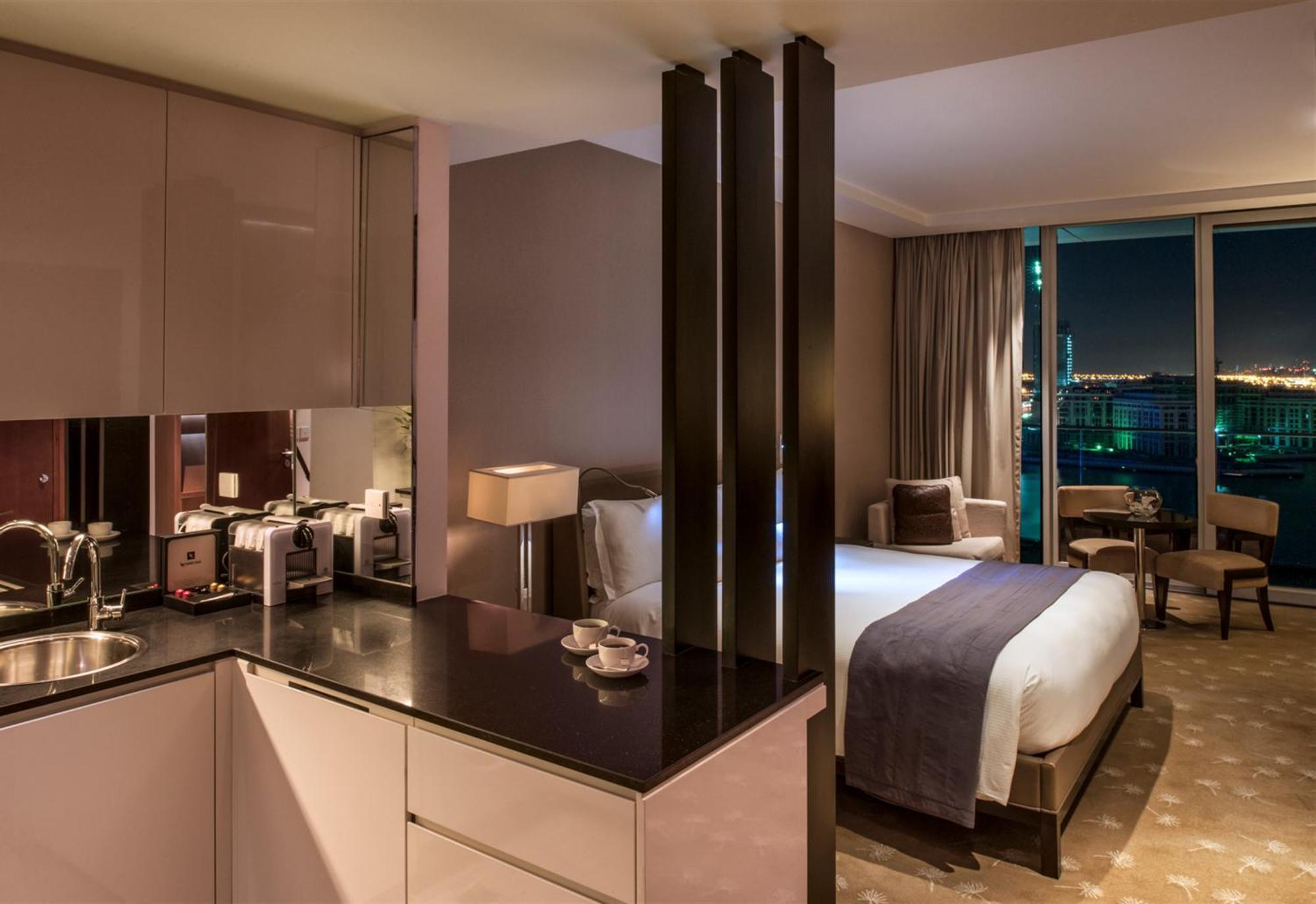 Intercontinental Residence Suites Dubai Festival City By Ihg Exteriör bild